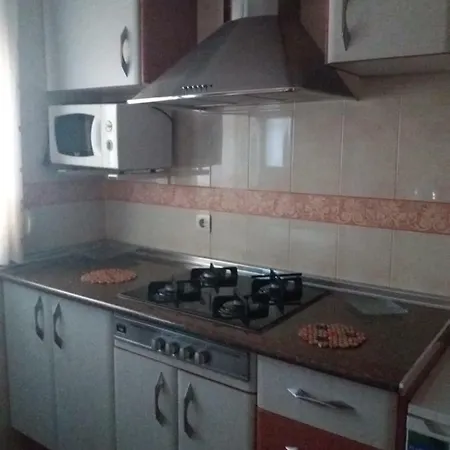 Calle San Romulo, N19, 1c Apartment *
